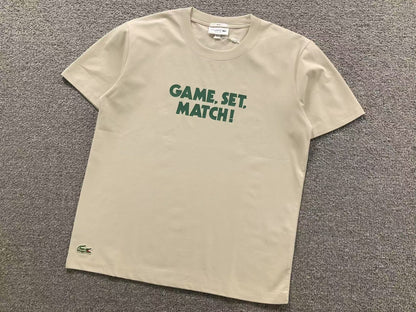Klassisches T-Shirt