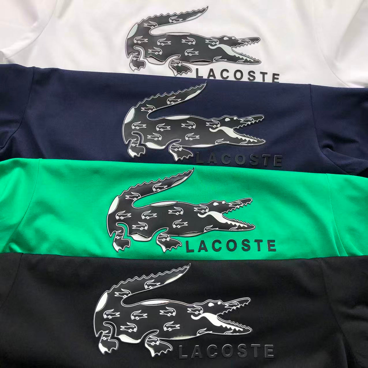 Klassisches T-Shirt