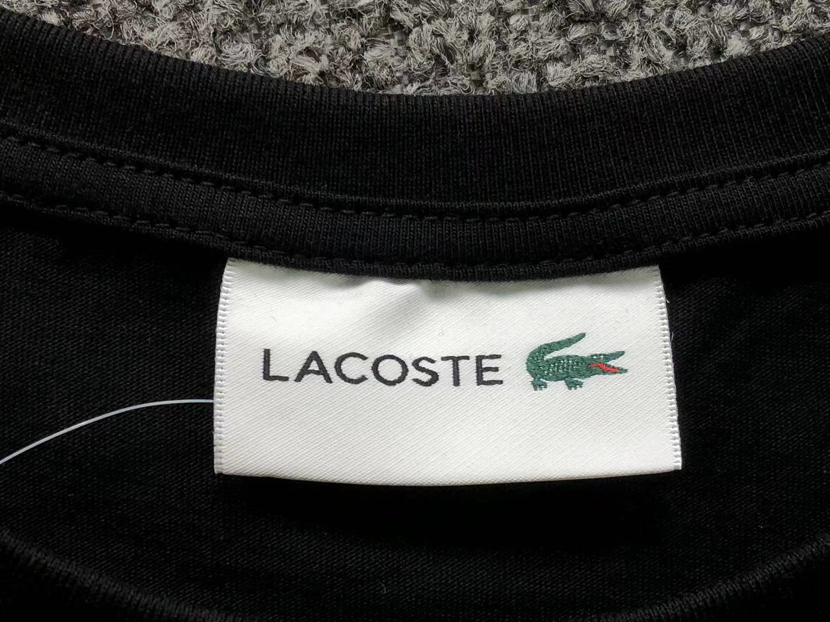 Klassisches T-Shirt
