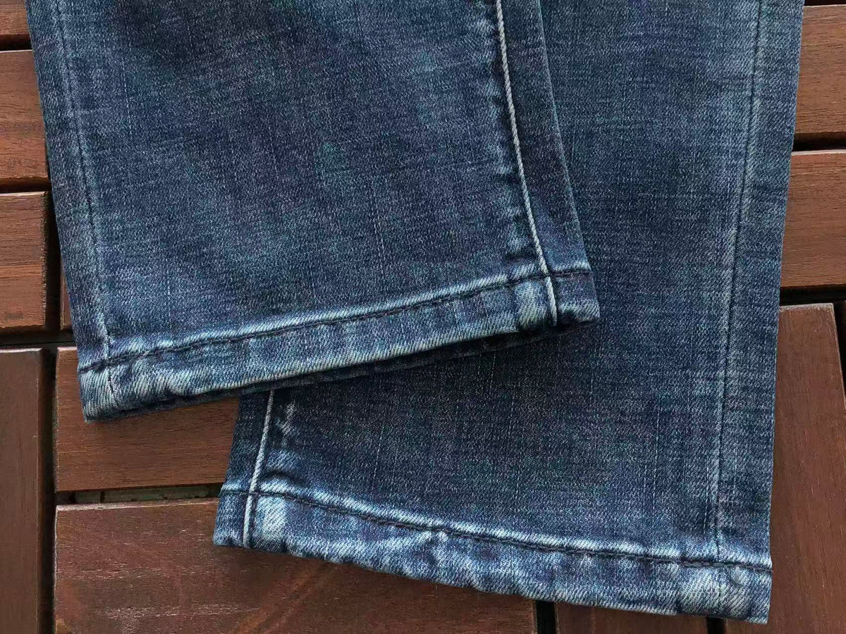 Pantaloni BB
