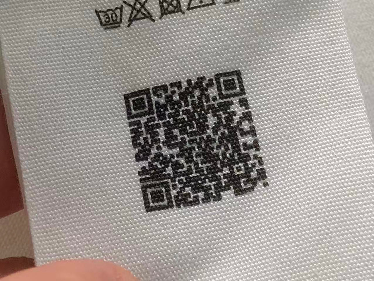AM1-Shirt
