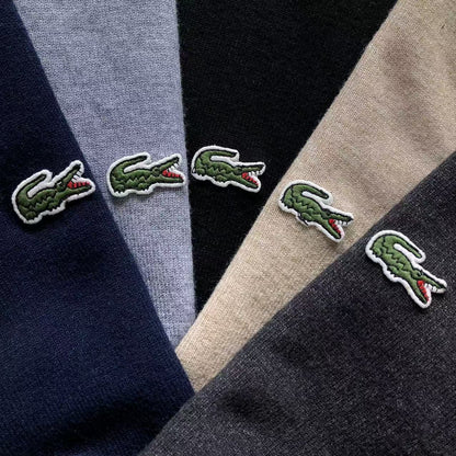 Klassischer Pullover