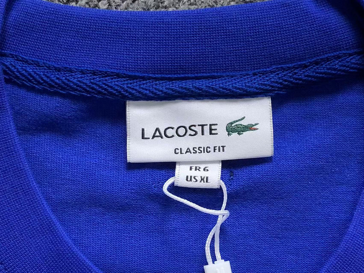 Klassisches T-Shirt