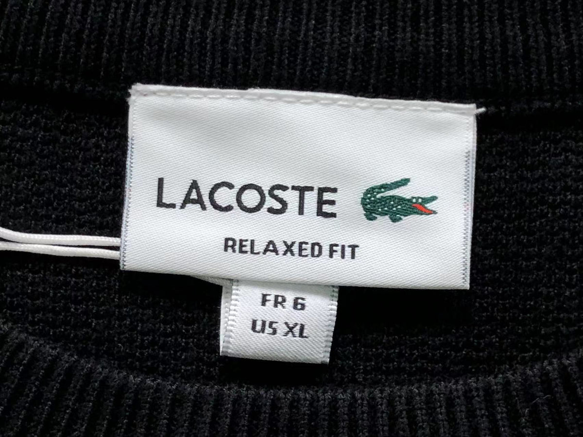 Klassischer Pullover