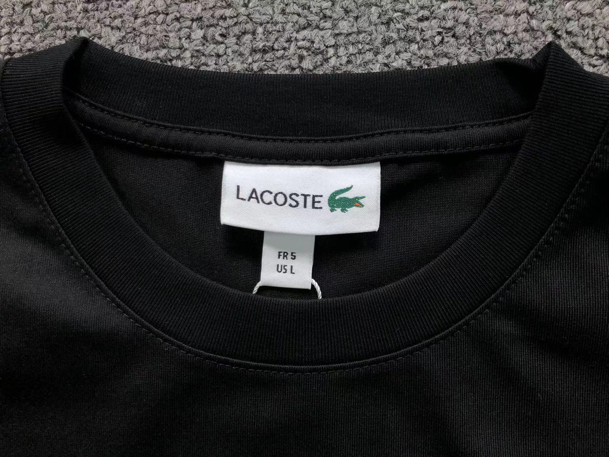 Klassisches T-Shirt