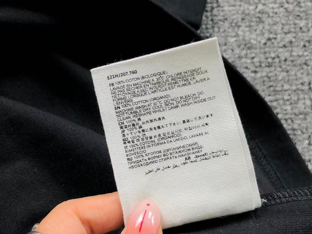 AM1 T-Shirt