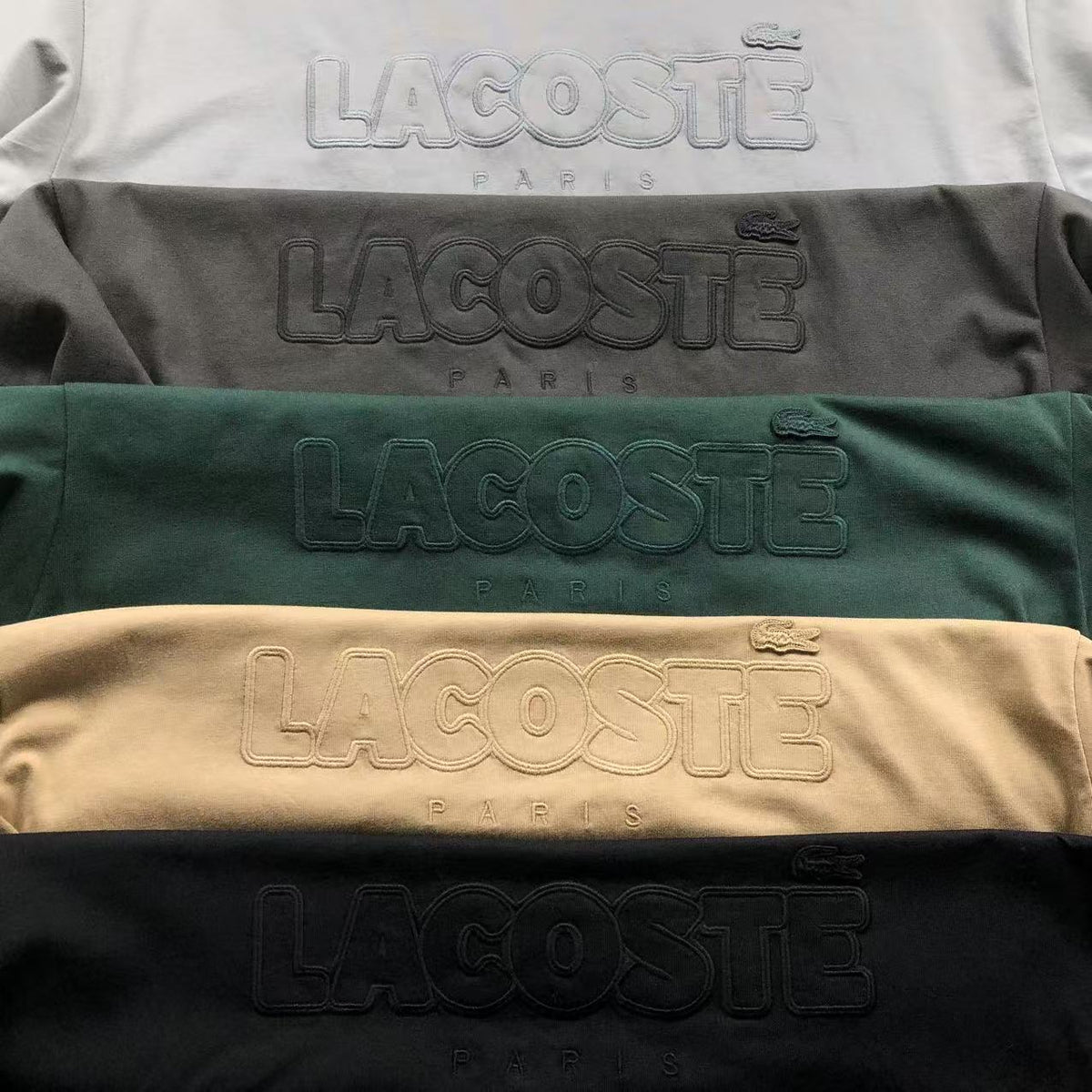 Klassisches T-Shirt
