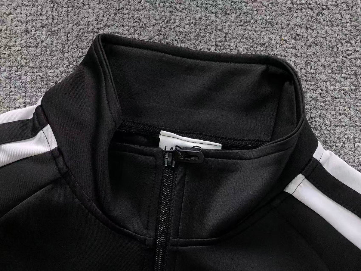 Klassischer Hoodie