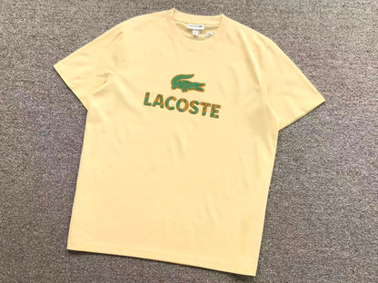 Klassisches T-Shirt