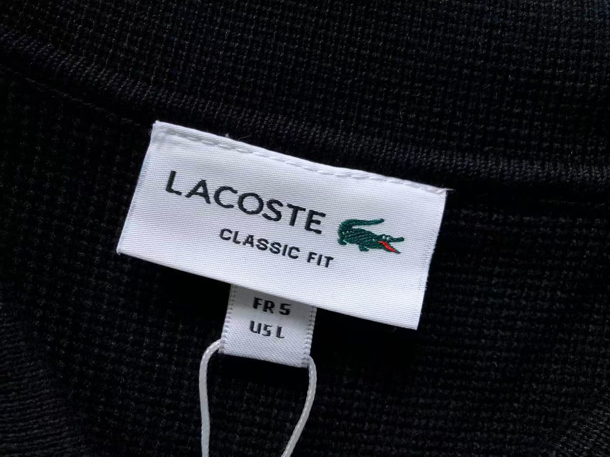 Klassischer Pullover