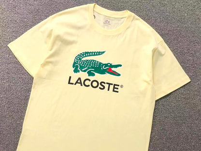 Klassisches T-Shirt