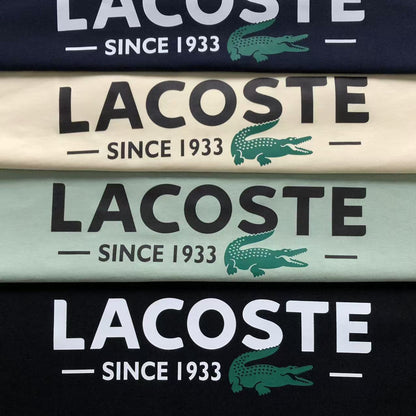 Klassisches T-Shirt