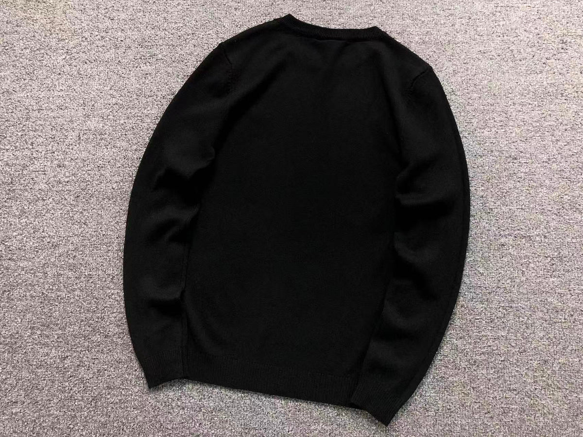 Klassischer Pullover