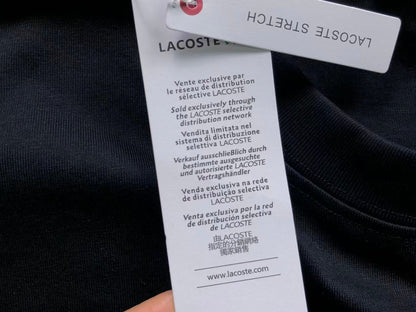 Klassisches T-Shirt