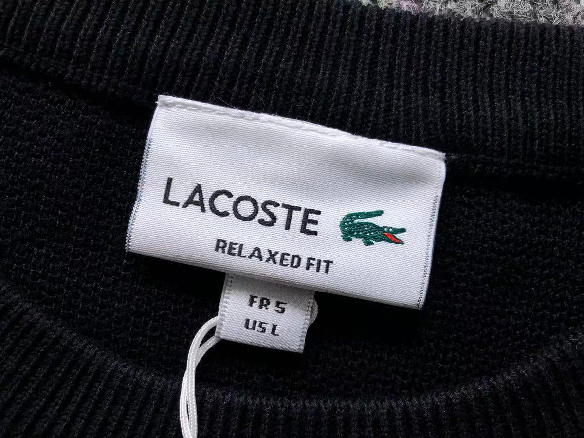 Klassischer Pullover