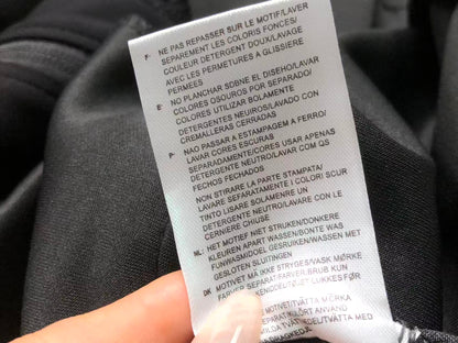 N1K Kapuzenpullover