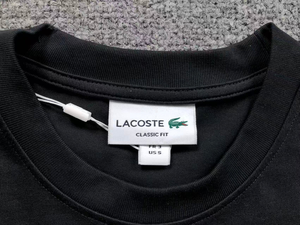 Klassisches T-Shirt