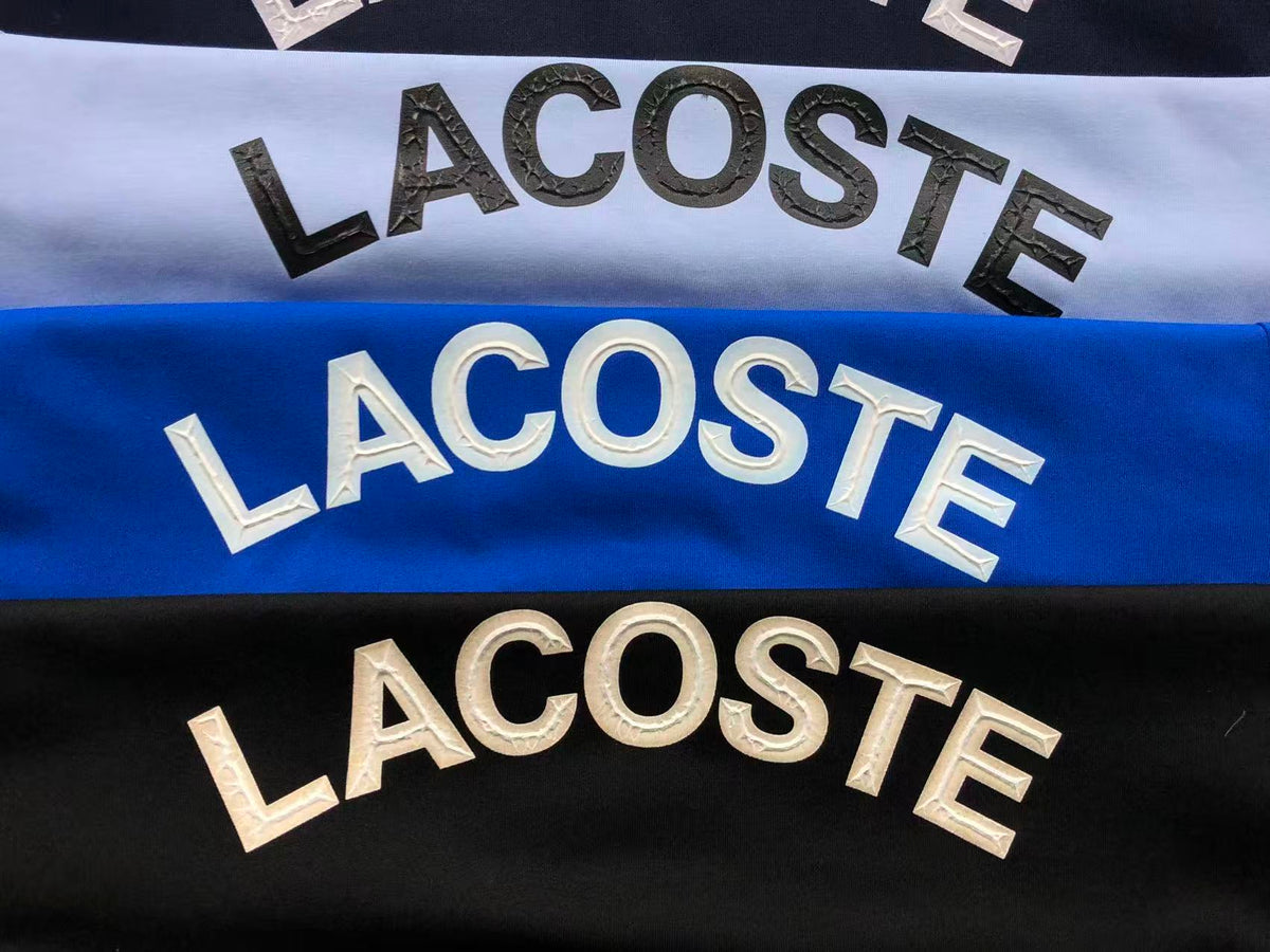 Klassisches T-Shirt