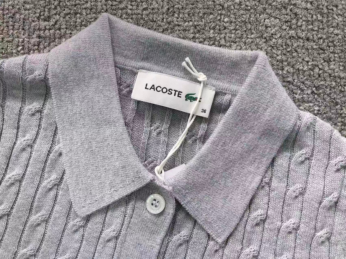 Klassischer Damenpullover