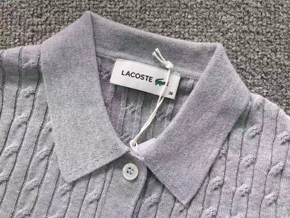 Klassischer Damenpullover