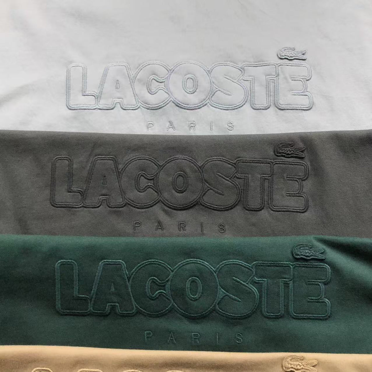 Klassisches T-Shirt