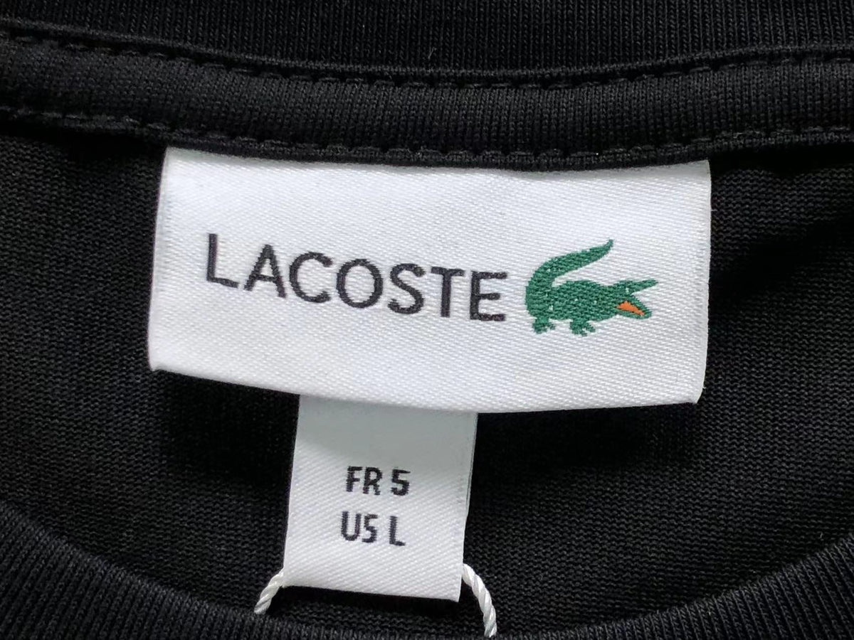 Klassisches T-Shirt