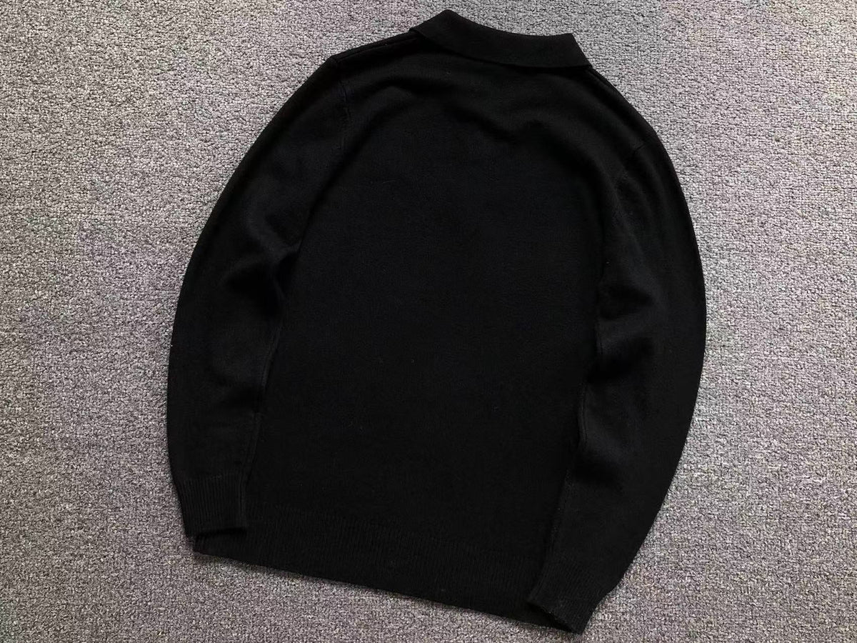 Klassischer Pullover