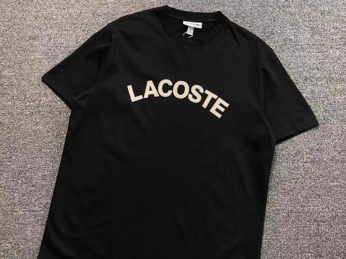 Klassisches T-Shirt