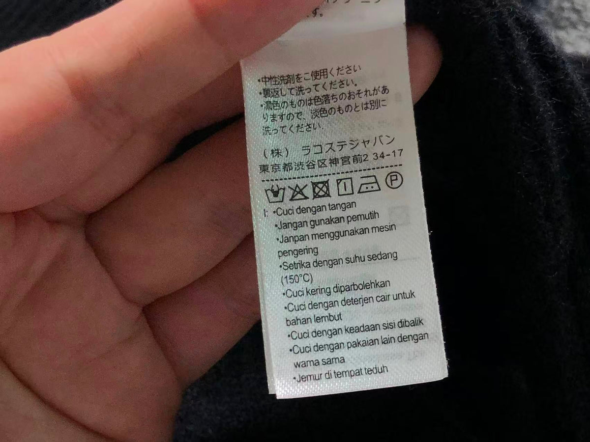 Klassischer Pullover