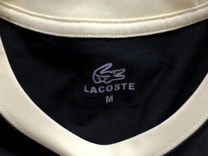 Klassisches T-Shirt