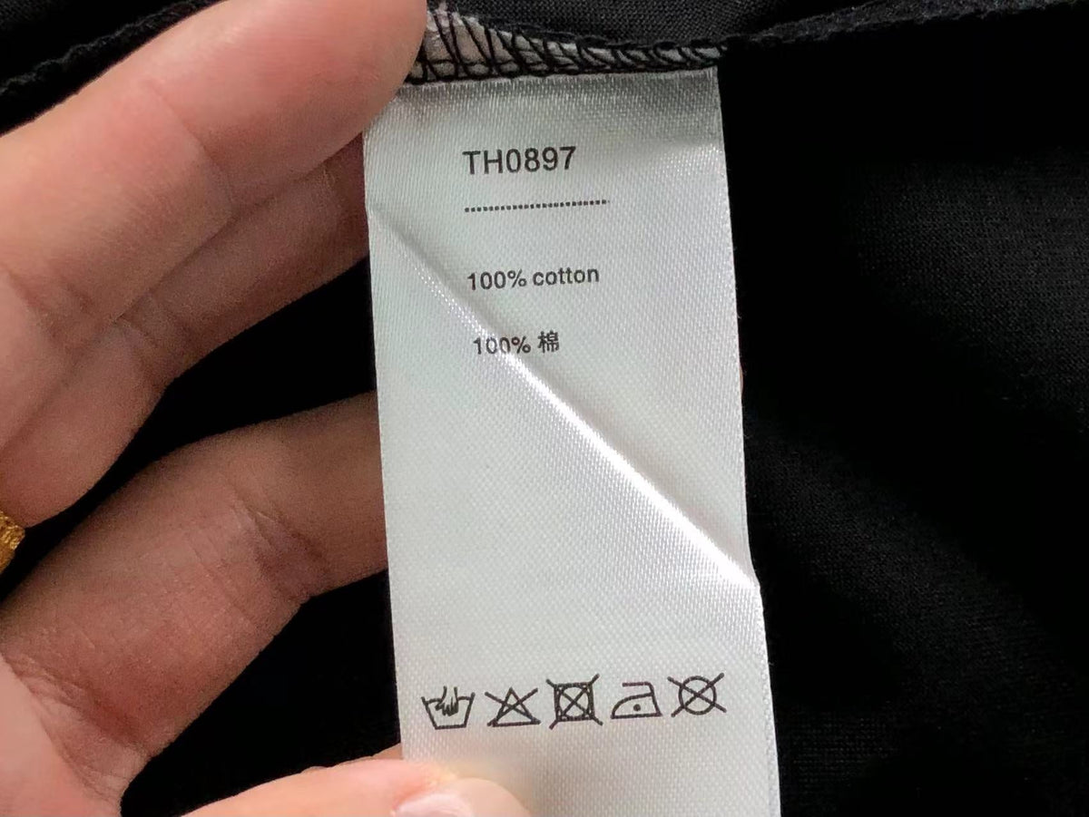 Klassisches T-Shirt