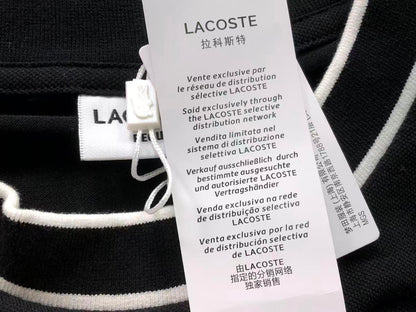 Klassisches T-Shirt