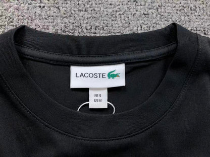 Klassisches T-Shirt