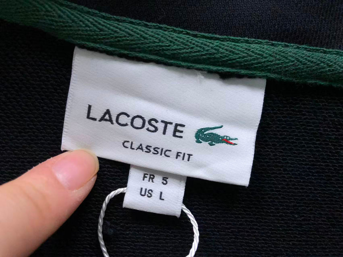 Klassischer Hoodie