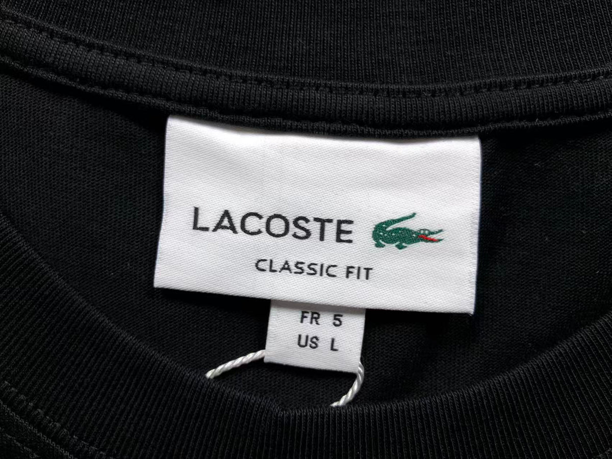 Klassisches T-Shirt