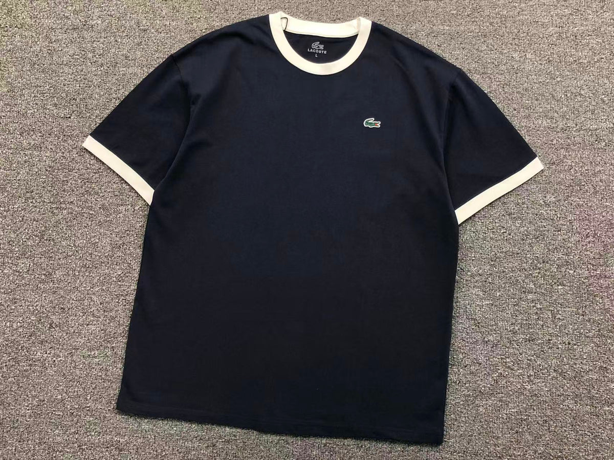 Klassisches T-Shirt