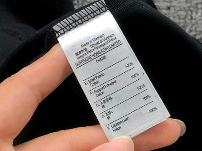 Klassisches T-Shirt