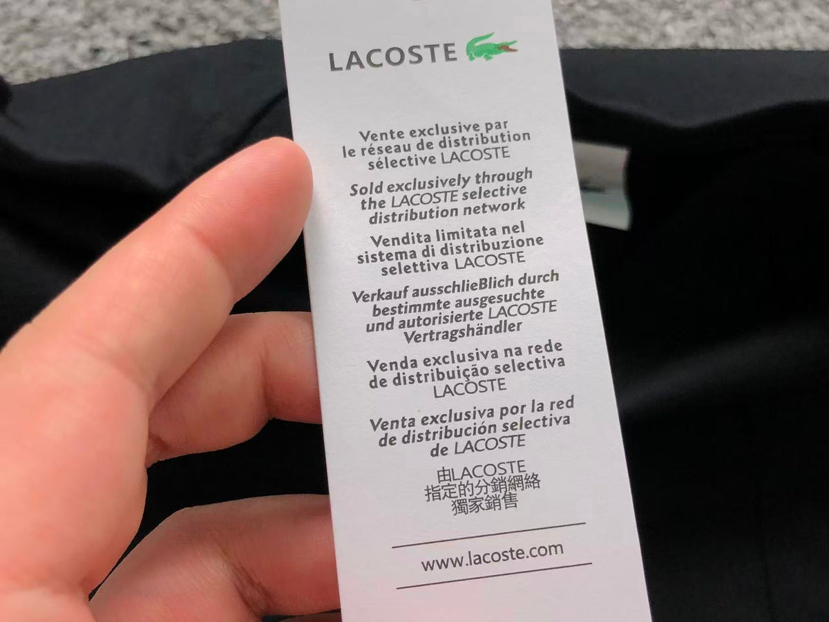 Klassisches T-Shirt