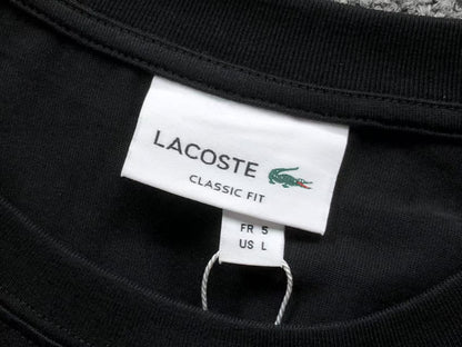 Klassisches T-Shirt