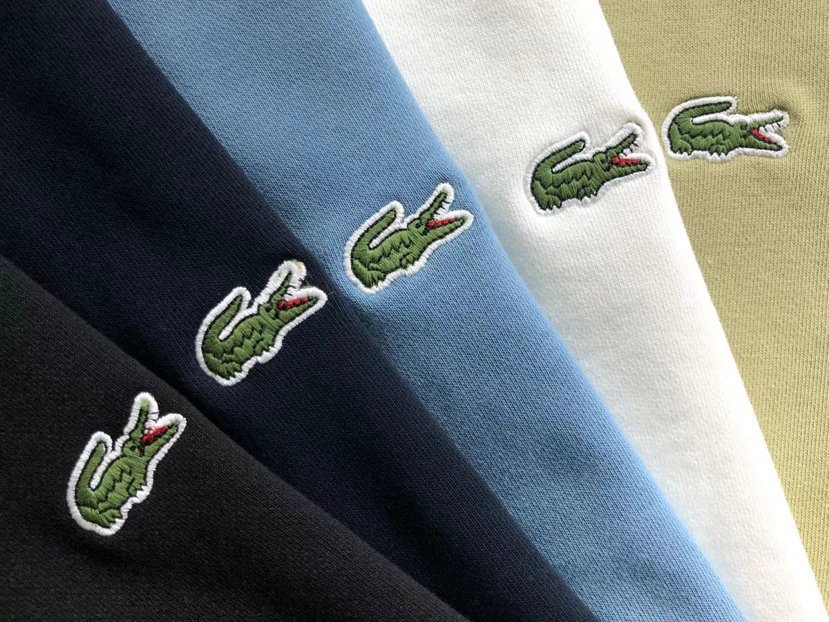 Klassischer Hoodie