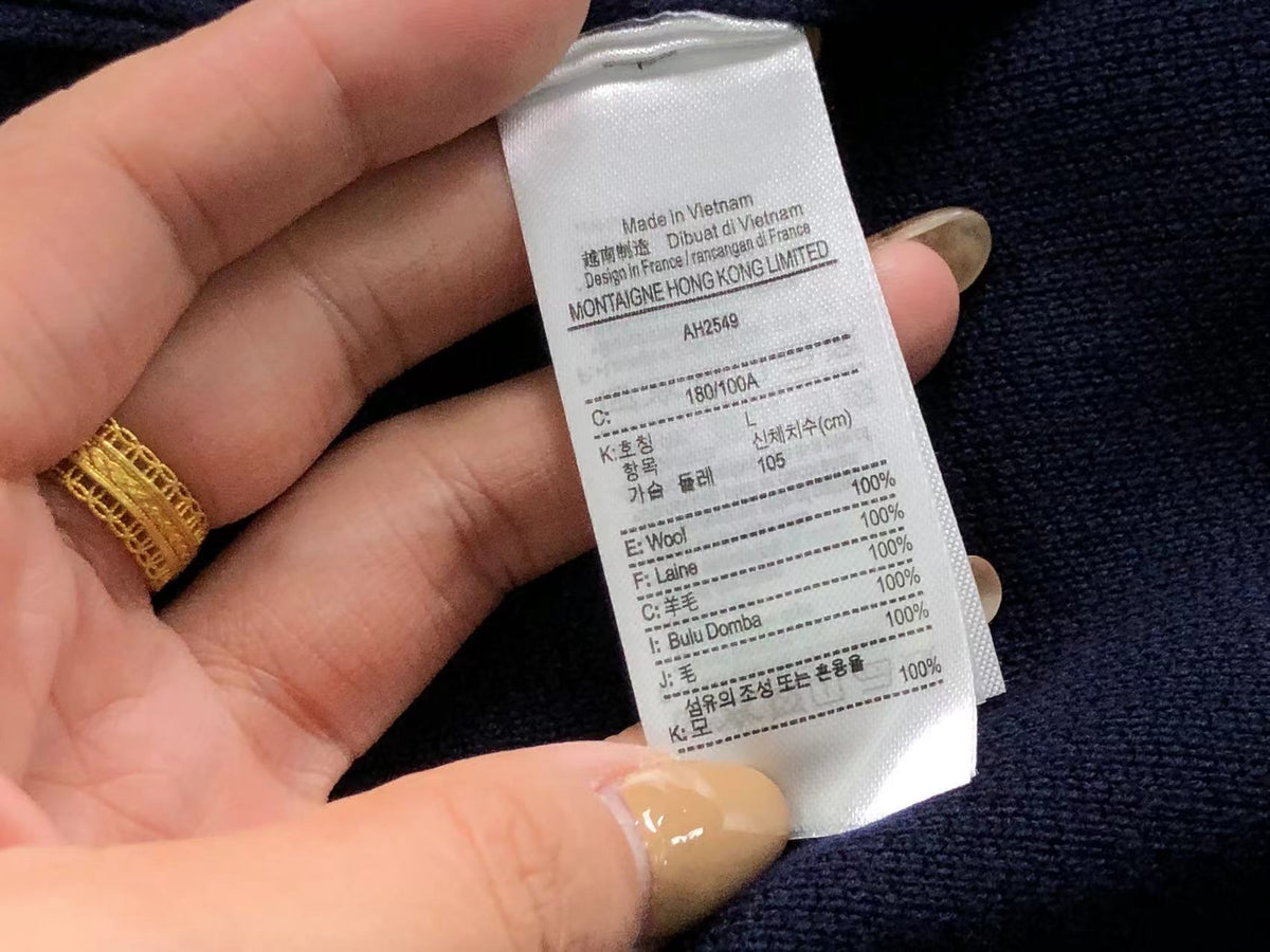Klassischer Pullover