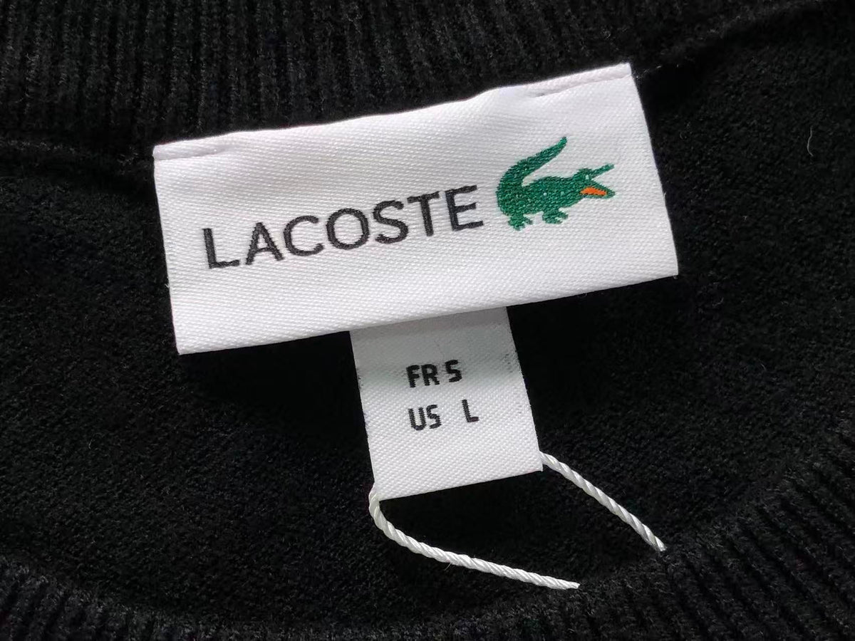 Klassischer Pullover