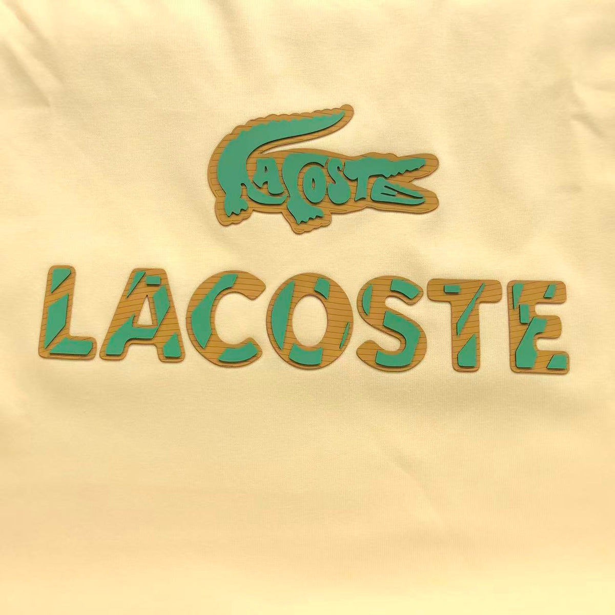 Klassisches T-Shirt