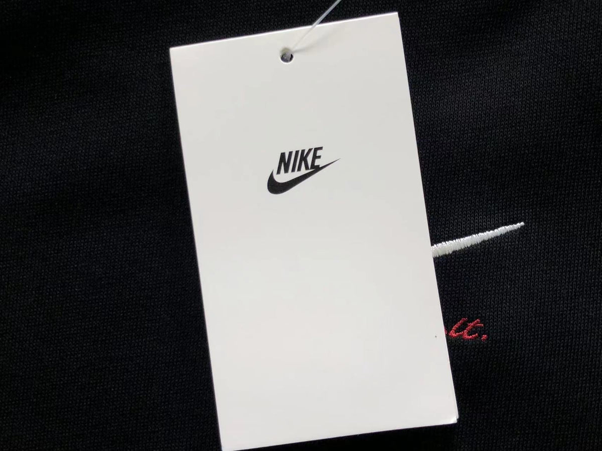 N1K Kapuzenpullover