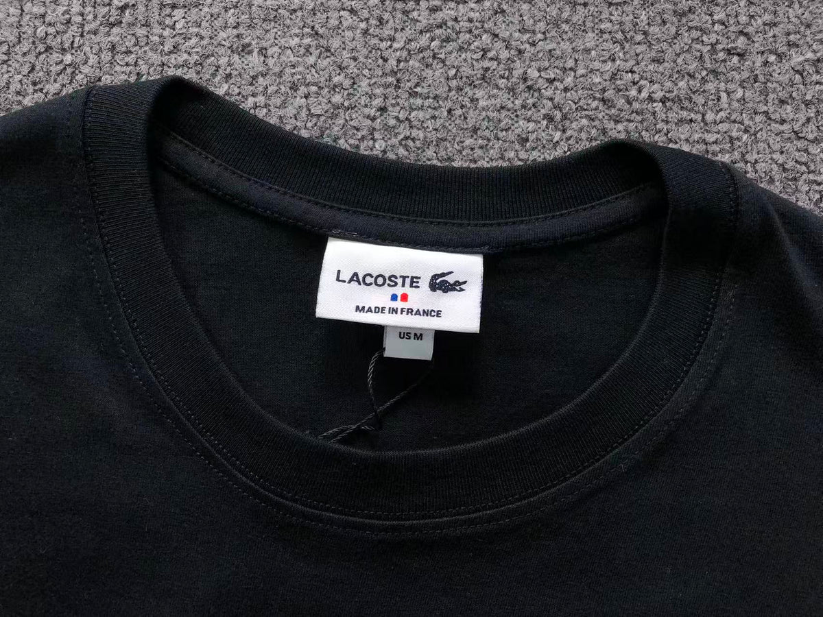 Klassisches T-Shirt