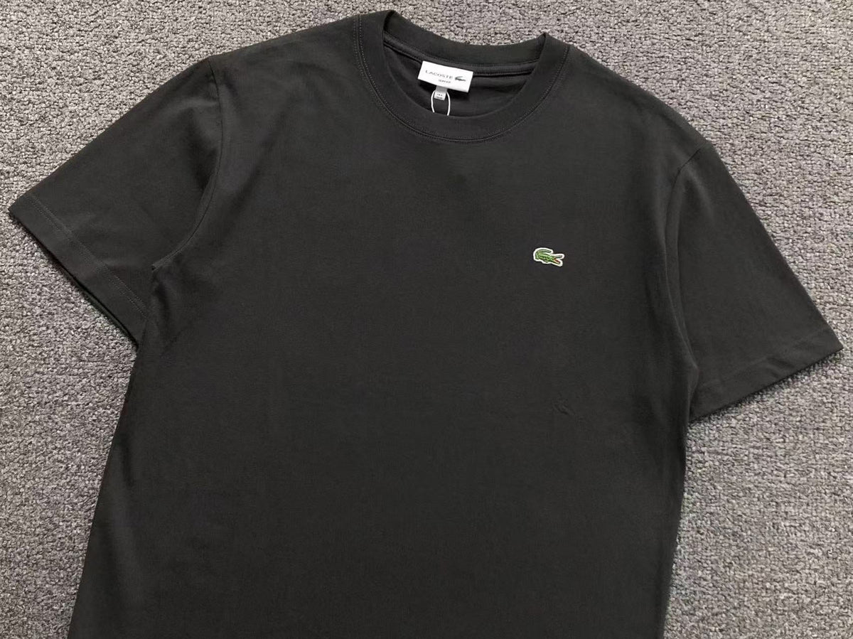 Klassisches T-Shirt