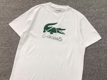 Klassisches T-Shirt