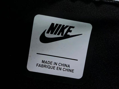 N1K Kapuzenpullover