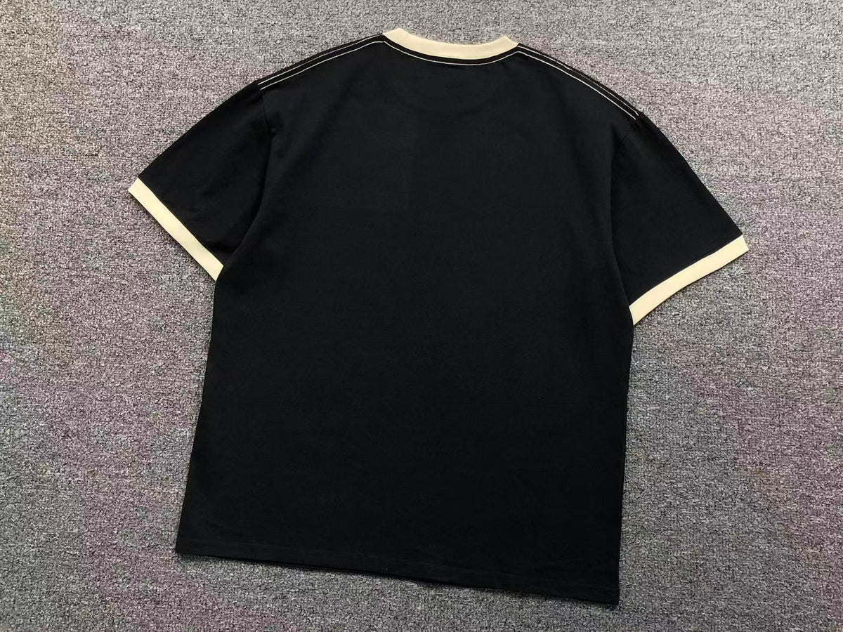 Klassisches T-Shirt
