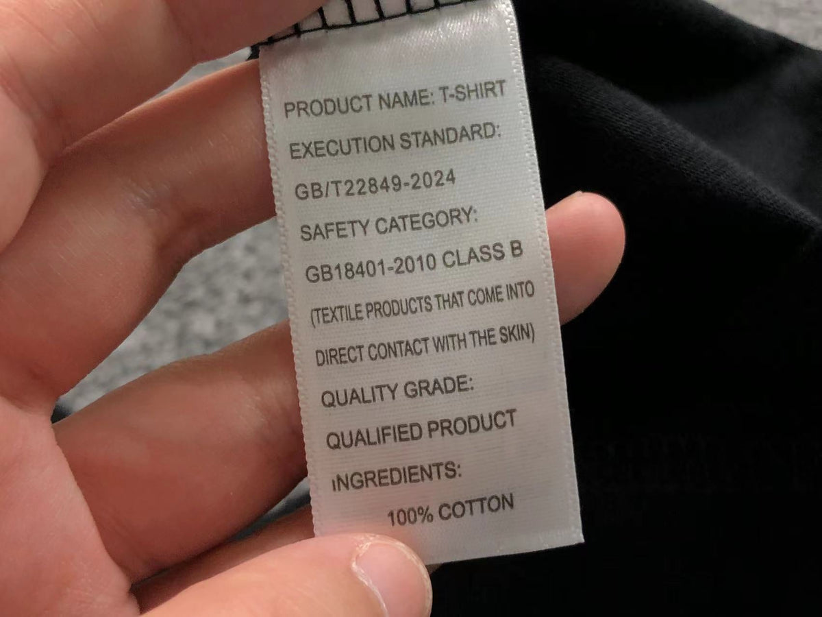 Klassisches Langarmshirt